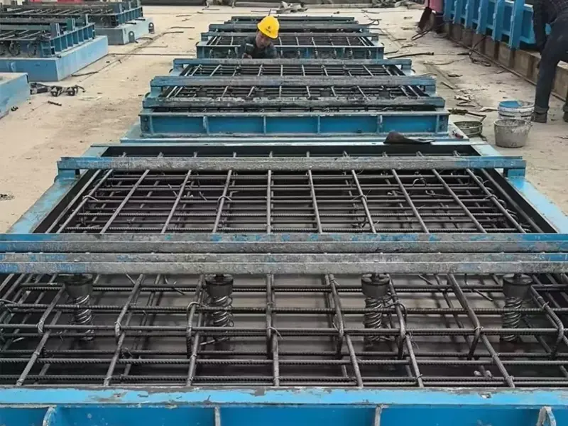 Alta precisione e deformazione zero: punti di forza tecnici fondamentali del sistema di casseforme in acciaio Liweiyuan