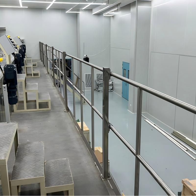 Piattaforma in acciaio per attrezzature